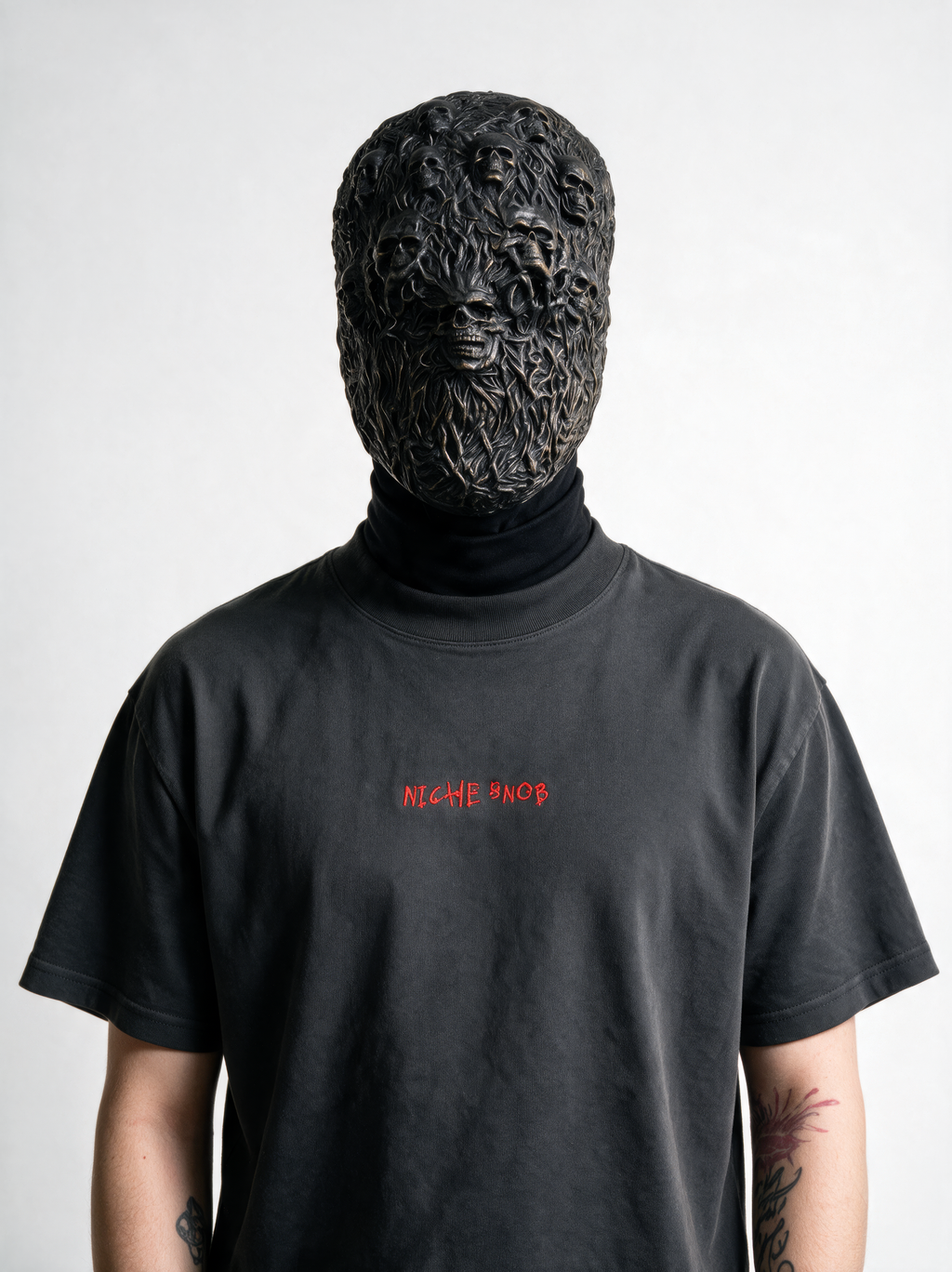 NICHE SNOB  Embroidered Heavyweight Tee